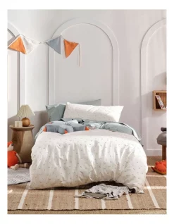 Linen House Kids Smiles All Round Quilt Cover Set In Sugar/Smoke