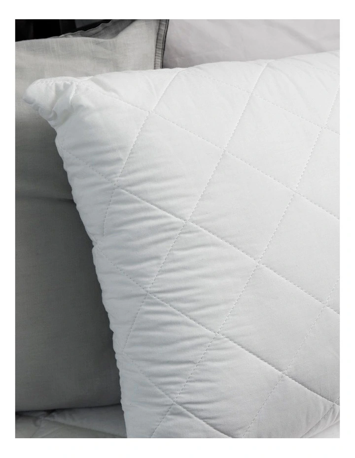 Tontine Classic Cool Dry Comfort Medium Density Pillow 4 Tontine Classic Cool Dry Comfort Medium Density Pillow - Image 2
