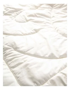 MiniJumbuk Warm Australian Wool Quilt -Sheridan Shop unnamed file 98